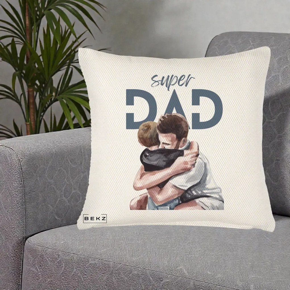 Cadou pentru Tata - Perna Personalizata Super Dad Tata si Fiu Imbratisare, 40x40 cm, Crem Reliefat, Husa Detasabila, Perna Inclusa, BEKZ®