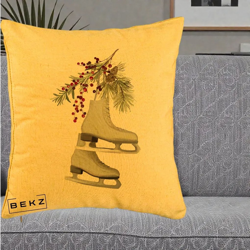 Perna Decorativa Patine cu Ramuri de Brad si Afine, 40x40 cm, Galben, Husa Detasabila, Perna Inclusa, BEKZ®
