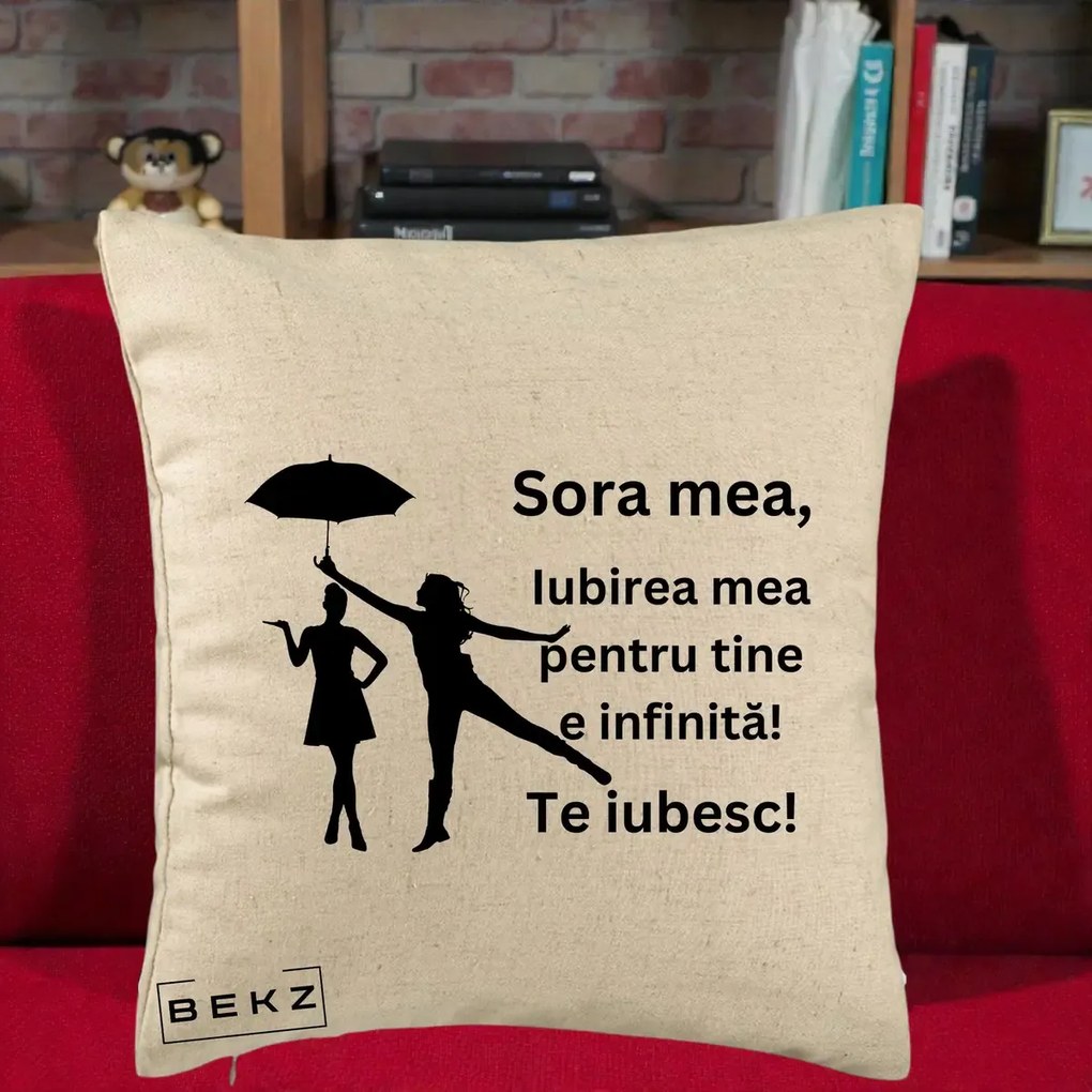 Cadou pentru Sora - Perna Personalizata Sora Mea Te Iubesc Siluete Negre cu Umbrela, 40x40 cm, Bej, Husa Detasabila, Perna Inclusa, BEKZ®
