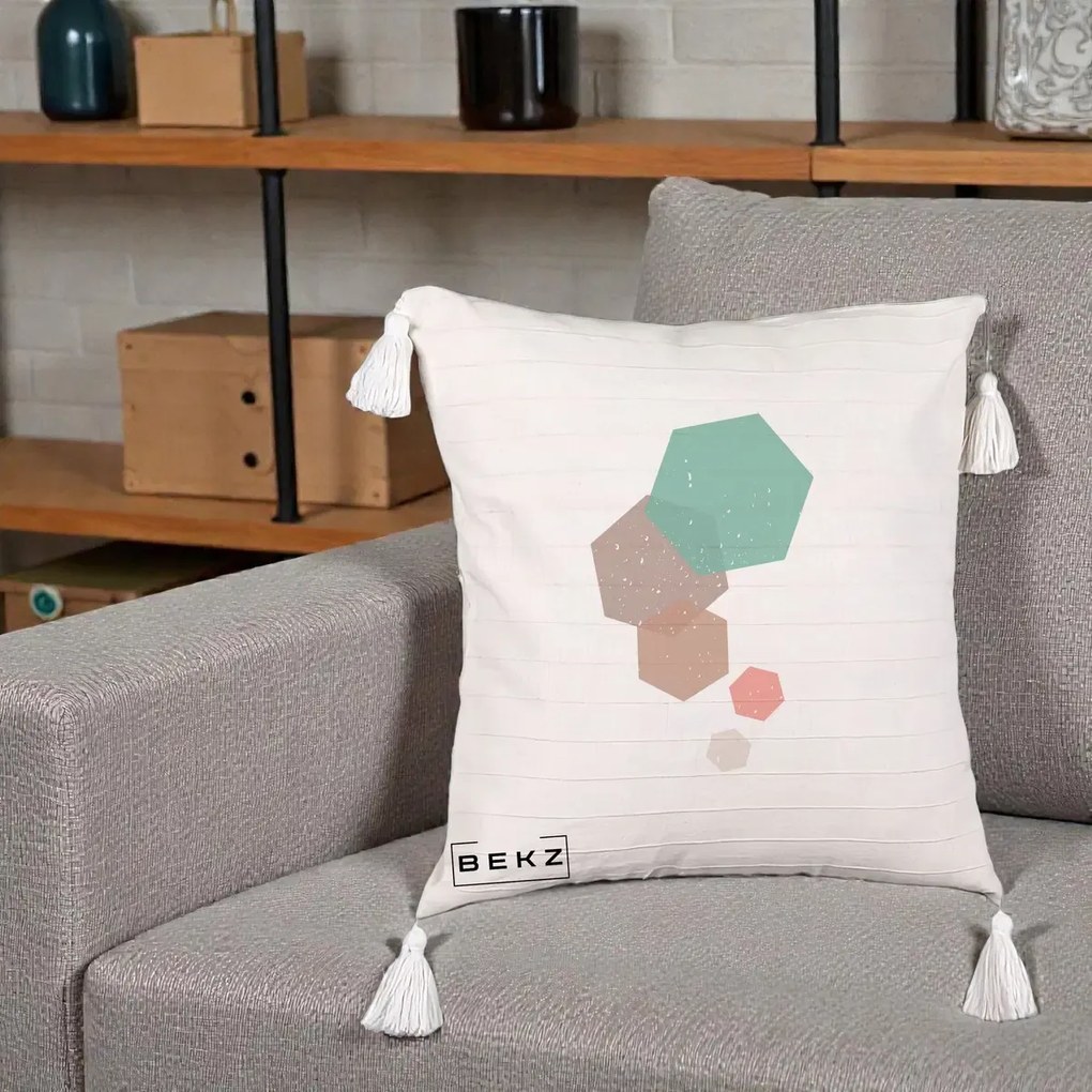 Perna Decorativa Geometric Hexagoane Pastel, 40x40 cm, Bej cu Franjuri, Husa Detasabila, Perna Inclusa, BEKZ®