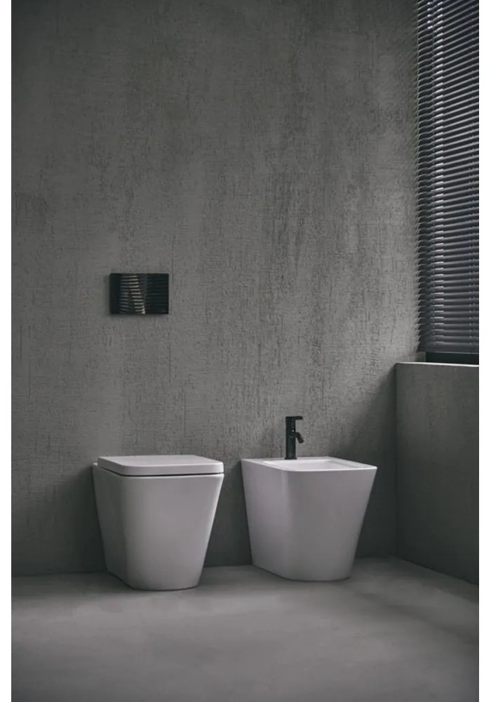 Bideu cu montare pe podea, 355x560 mm, cu preaplin, orificiu pentru baterie, alb