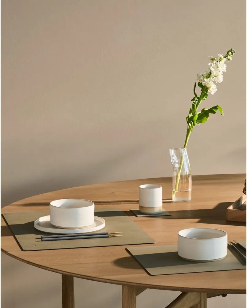 Suport pentru farfurii din piele ecologică 35x45 cm Square L Nupo – LIND DNA