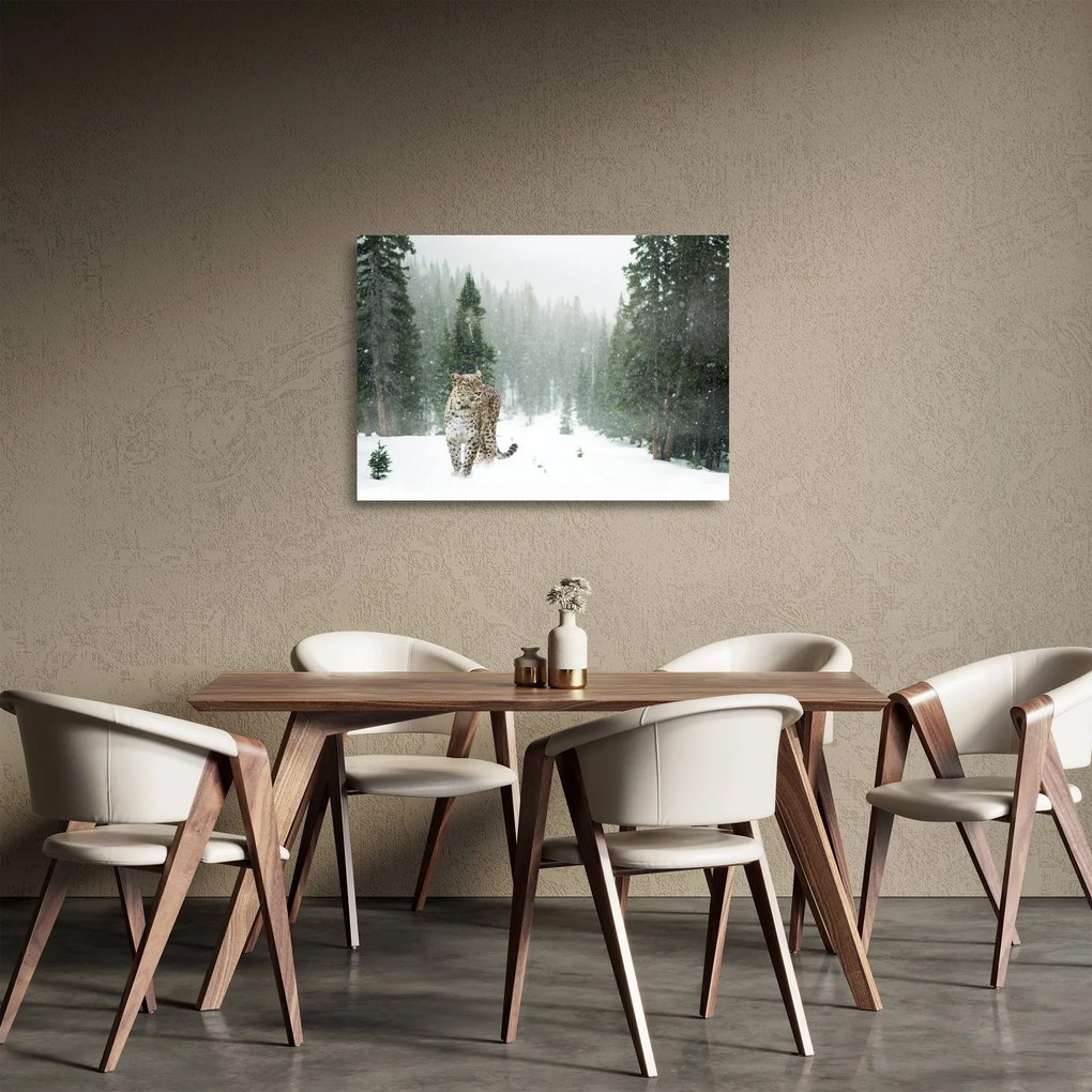 Tablou pe sticlă cu leopard în zăpadă (70x50 cm)