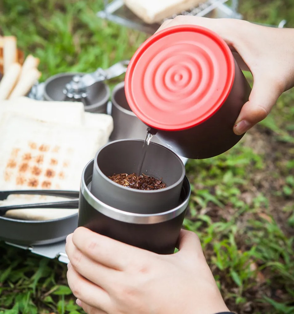 Aparat de cafea de voiaj Cafflano Classic (negru) + râșniță