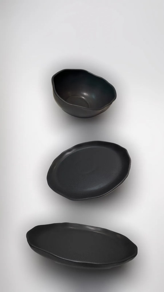 Set Farfurii NOVUM Vulcano 3 piese Negru Mat Carbon (1 Farfurie 26cm, 1 Farfurie 20cm, 1 Bol 480ml) Glazurat Manual