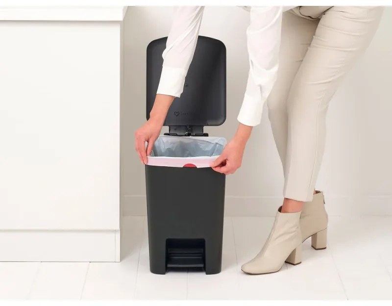 Coș cu pedală Brabantia StepUp 1008482, 25 L, Materiale ecologice, Deschidere mare, Gri închis