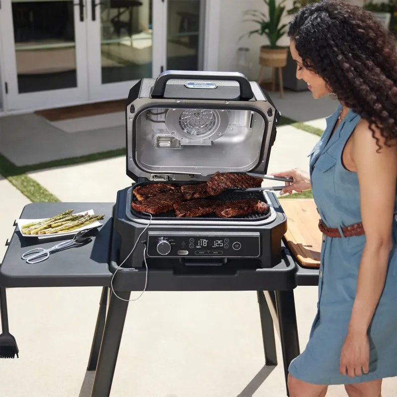 Gratar electric Ninja OG850EU, 1700W, 4 programe, 45x29 cm, 240°C, Ceramica Plocha, Tehnologie Woodfire, IPX4, Negru