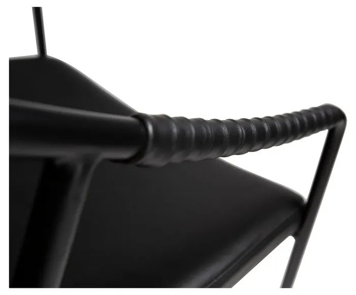 Scaun de dining din piele artificială DAN-FORM Denmark Boto, negru