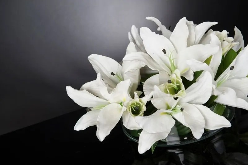 Aranjament floral design LUX ETERNITY ROUND LILIUM