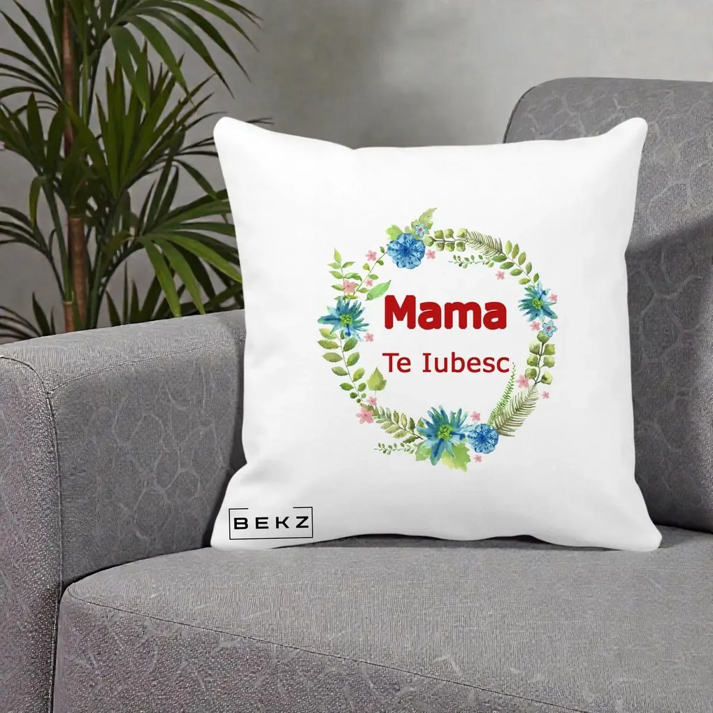 Cadou pentru Mama - Perna Personalizata Mama Te Iubesc Flori Albastre, 40x40 cm, Alba Mata, Husa Detasabila, Perna Inclusa, BEKZ®