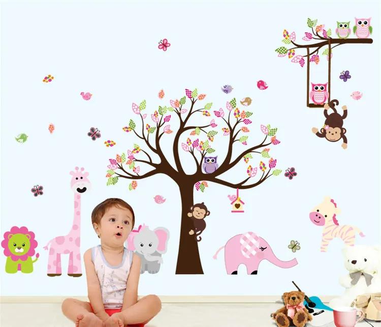 Samolepka na stenu "Strom so zvieratkami" 300x130 cm