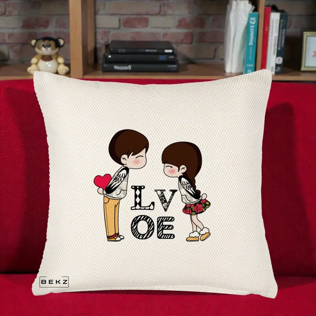 Cadou Romantic - Perna Personalizata Cuplu Kawaii LOVE, 40x40 cm, Crem Reliefat, Husa Detasabila, Perna Inclusa, BEKZ®