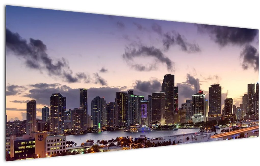 Tablou cu - metropolă cu zgârăie nori (120x50 cm)
