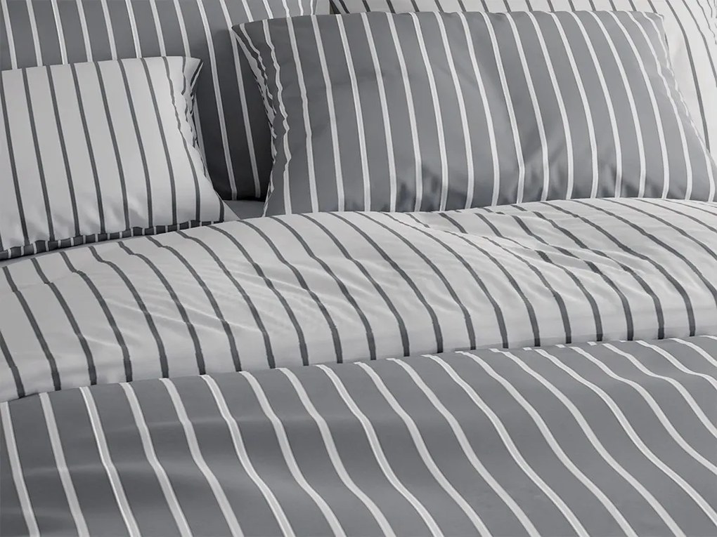 Lenjerie de pat din bumbac Renforce CAPRIVI gri cu nasture Dimensiunile lenjeriei: 70x90 cm; 140x220 cm