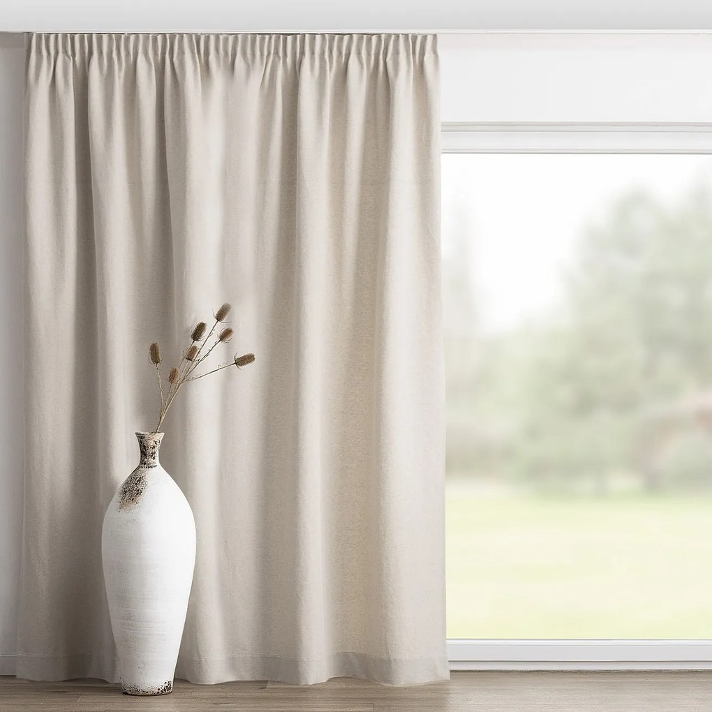 Perdea cu bandă de pliuri