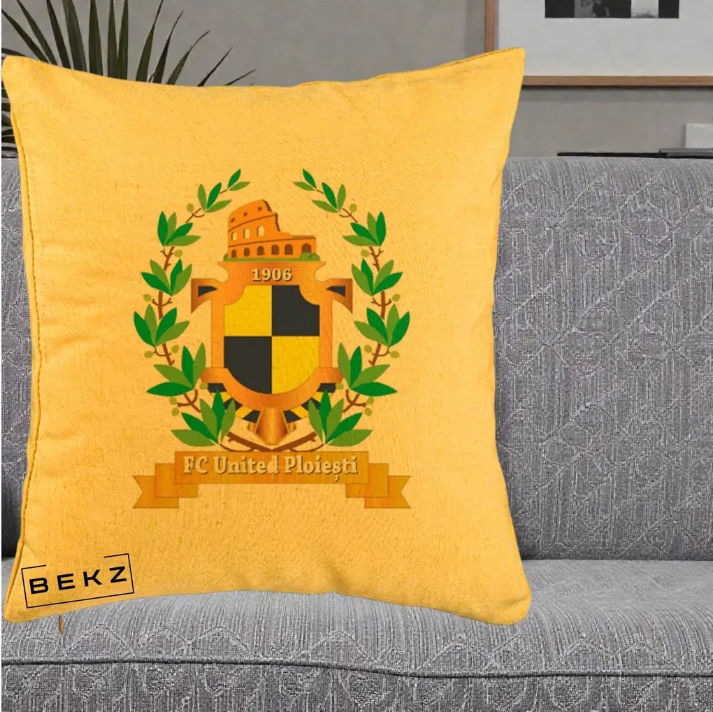Perna Personalizata FC United Ploiesti 1906 Fotbal, 40x40 cm, Galben, Husa Detasabila, Perna Inclusa, BEKZ®