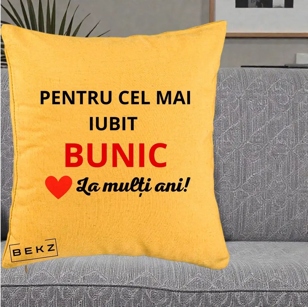 Cadou pentru Bunic - Perna Personalizata Pentru Cel Mai Iubit Bunic La Multi Ani Rosu, 40x40 cm, Galben, Husa Detasabila, Perna Inclusa, BEKZ®