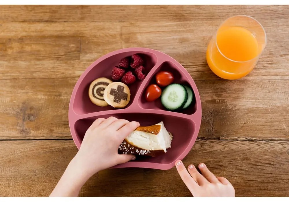 Farfurie pentru copii cărămizie din silicon 19x20,5 cm Dusky Pink – Kindsgut