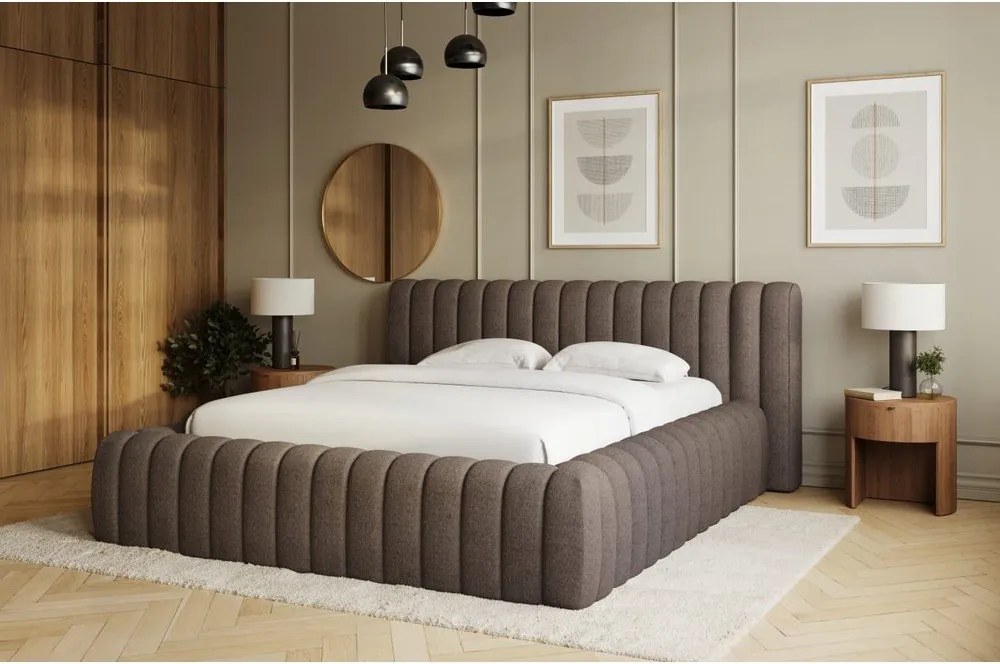 Pat matrimonial maro tapițat cu spațiu de depozitare cu somieră 180x200 cm Carilla – ELTAP