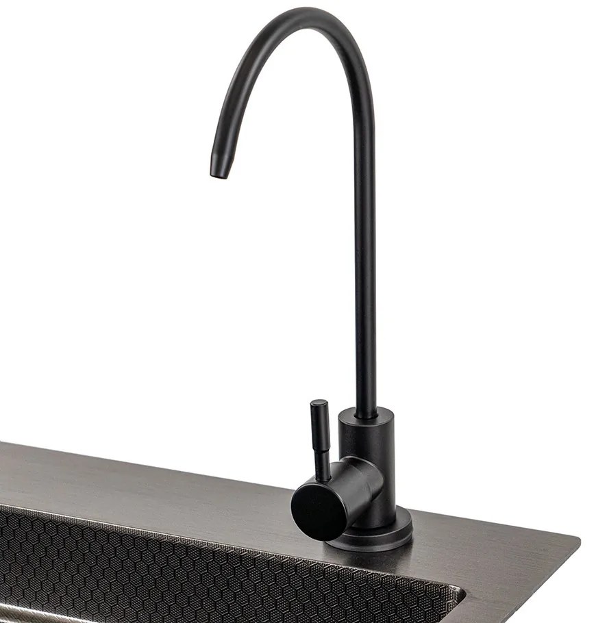 Robinet purificator de apă pentru tava de chiuvetă