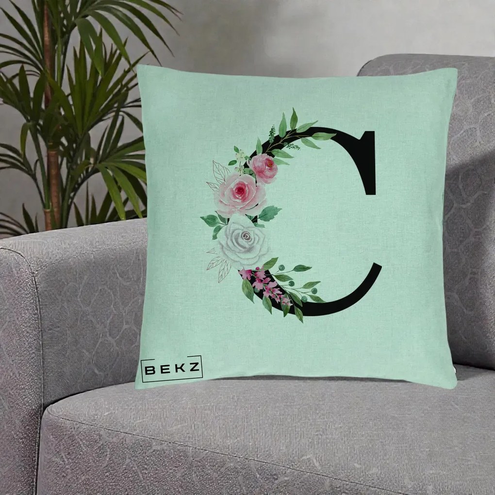 Cadou Personalizat - Perna Personalizata Monograma Florala Litera C, 40x40 cm, Verde Menta, Husa Detasabila, Perna Inclusa, BEKZ®