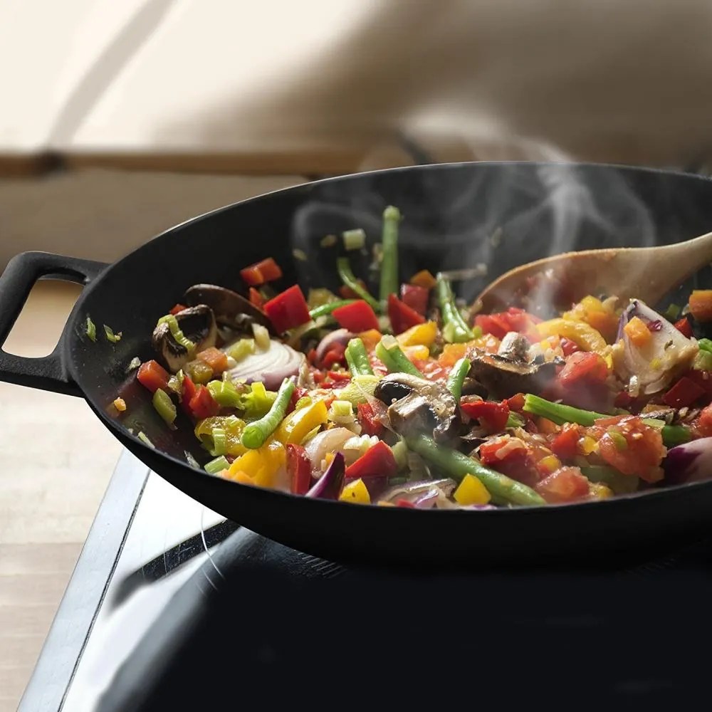 Tigaie WOK din fontă CULINARIA