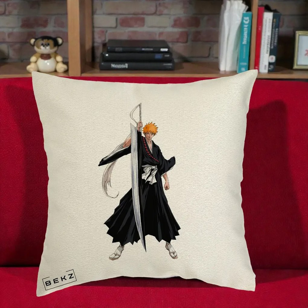 Perna Personalizata Bleach Ichigo Kurosaki Zangetsu, 40x40 cm, Ecru, Husa Detasabila, Perna Inclusa, BEKZ®
