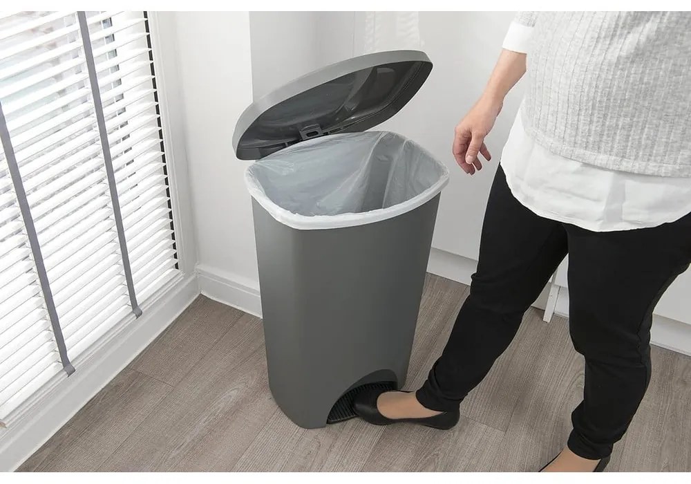 Coș de gunoi negru cu pedală din plastic 50 l – Addis