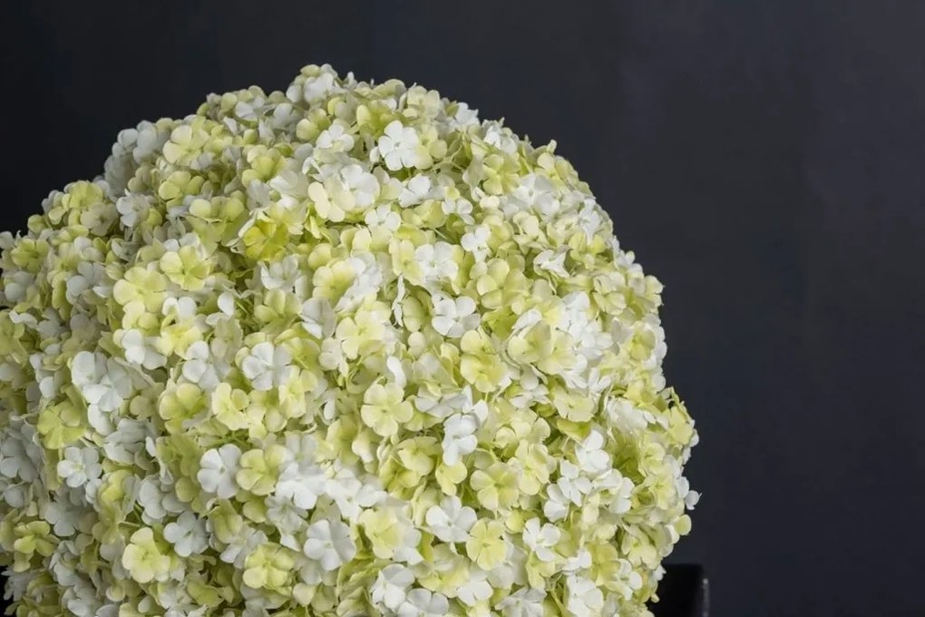 Aranjament floral elegant in forma de sfera, SPHERE SNOWBALL 30cm