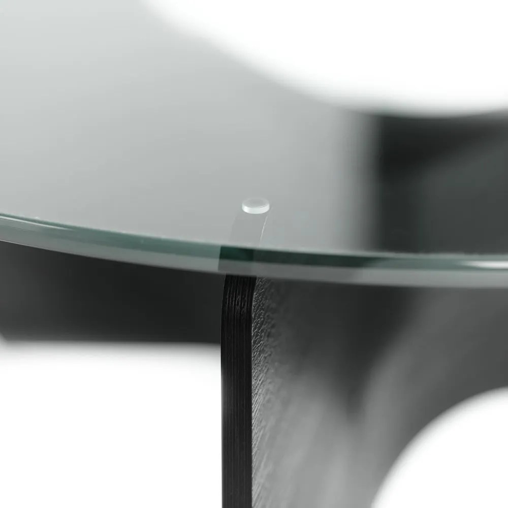 Măsuță de cafea neagră rotundă cu blat din sticlă 87x87 cm Madera – Umbra