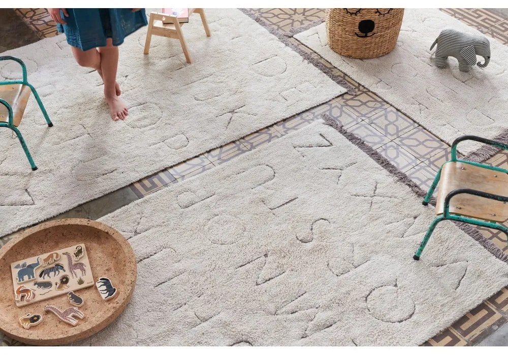 Covor pentru copii crem lavabil/țesut manual din bumbac 120x160 cm ABC – Lorena Canals