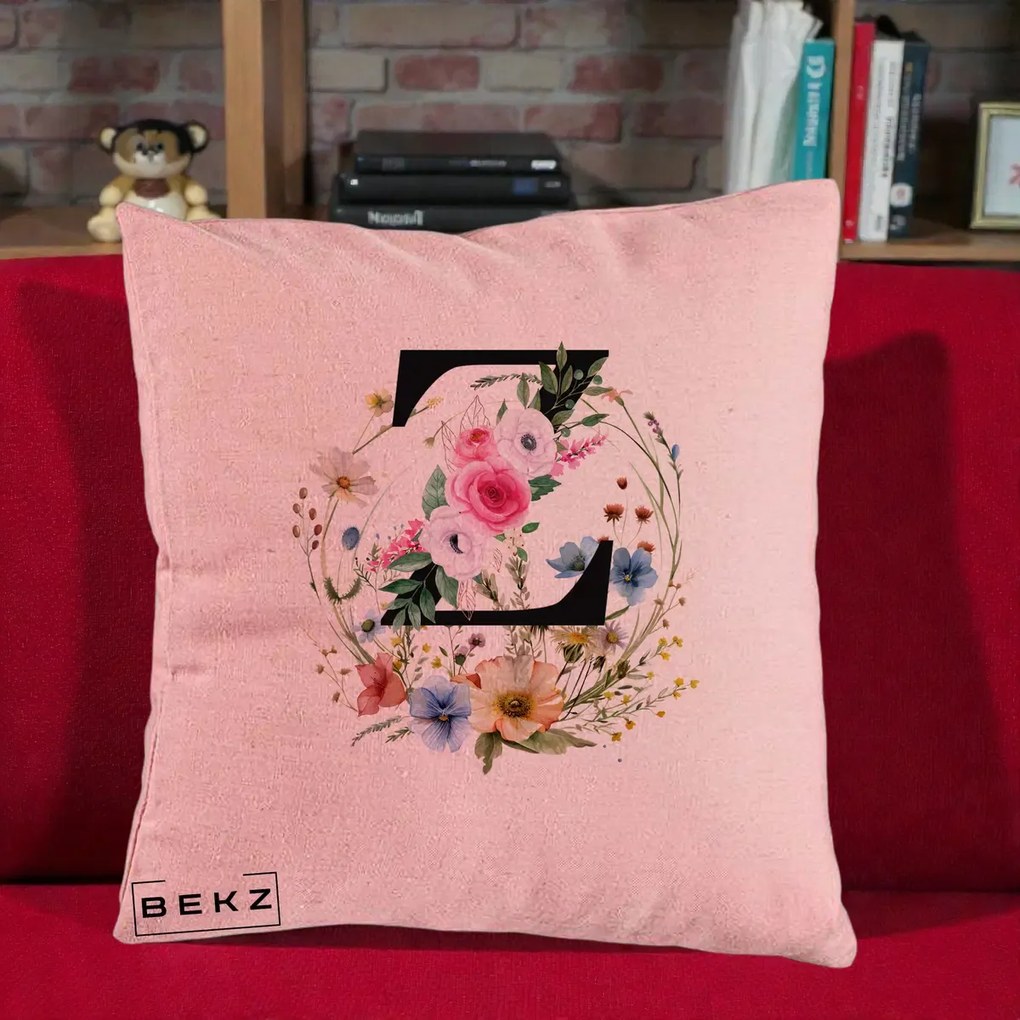 Cadou Personalizat - Perna Personalizata Monograma Florala Litera Z cu Coroana, 40x40 cm, Roz, Husa Detasabila, Perna Inclusa, BEKZ®