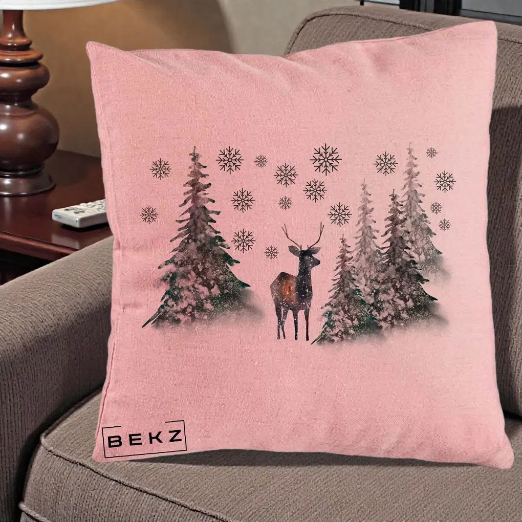 Perna Decorativa Ren in Padure Inzapezita, 40x40 cm, Roz, Husa Detasabila, Perna Inclusa, BEKZ®