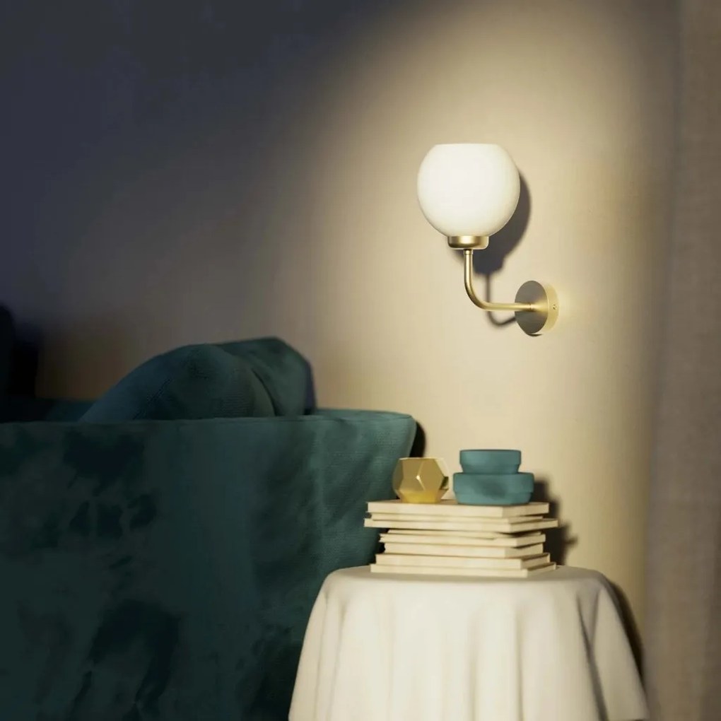 Aplica de perete din alama Globe