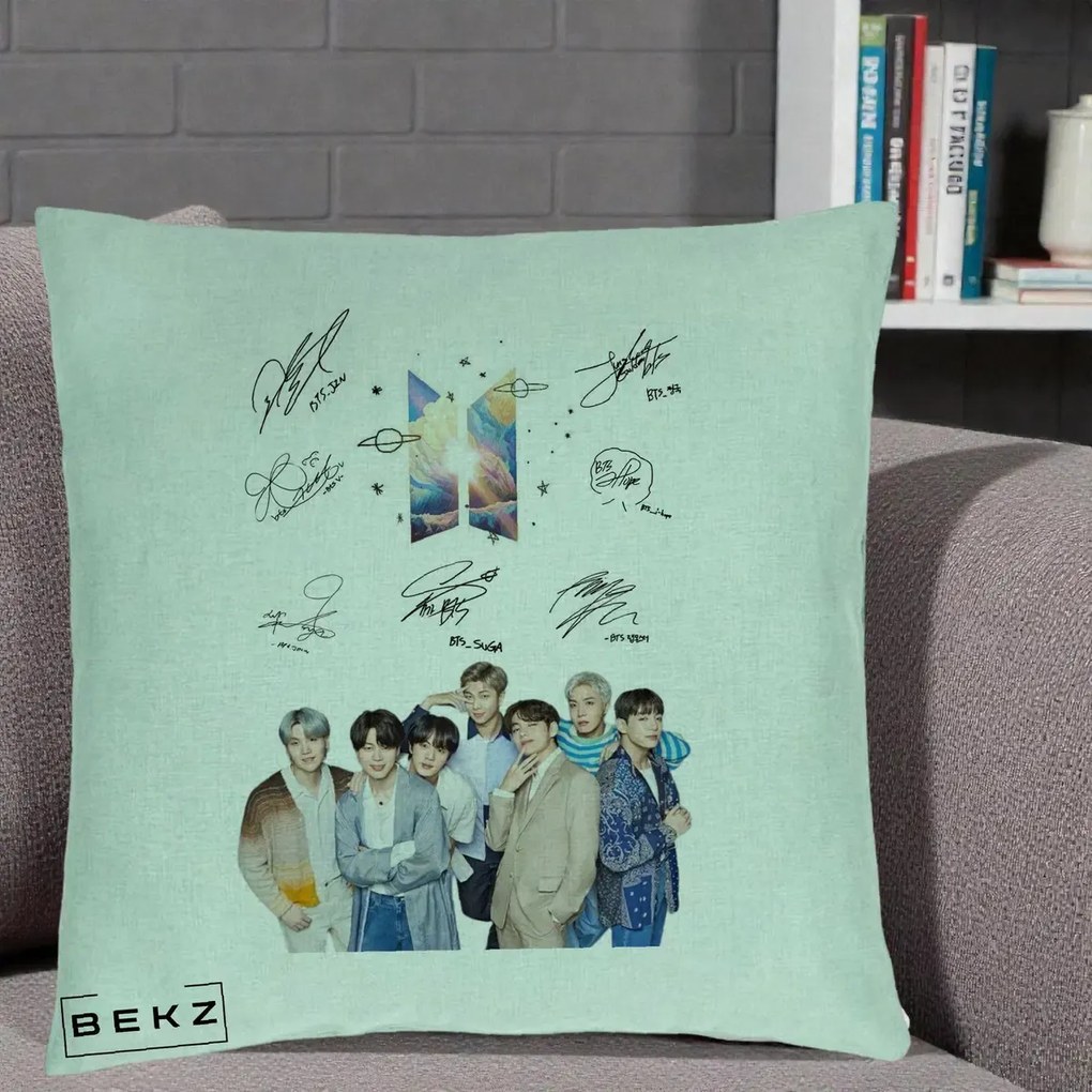 Perna Personalizata K-pop BTS Autografe Toti Membrii Fotografie, 40x40 cm, Verde Menta, Husa Detasabila, Perna Inclusa, BEKZ®