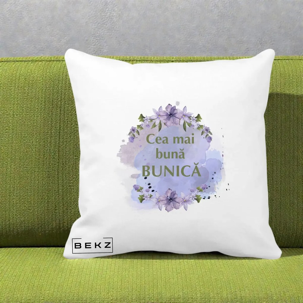 Cadou pentru Bunica - Perna Personalizata Cea Mai Buna Bunica Flori Mov Acuarela Auriu, 40x40 cm, Alba Mata, Husa Detasabila, Perna Inclusa, BEKZ®