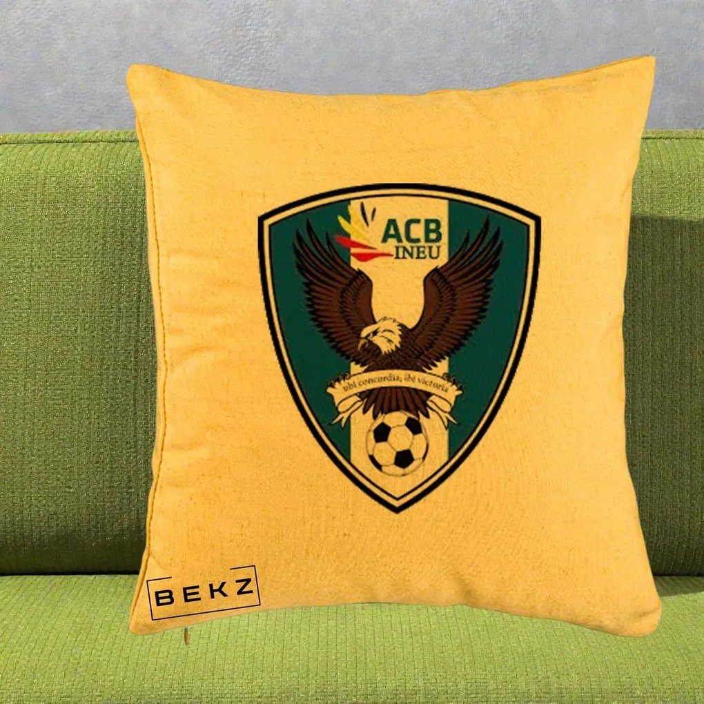 Perna Personalizata ACB Ineu Fotbal, 40x40 cm, Galben, Husa Detasabila, Perna Inclusa, BEKZ®