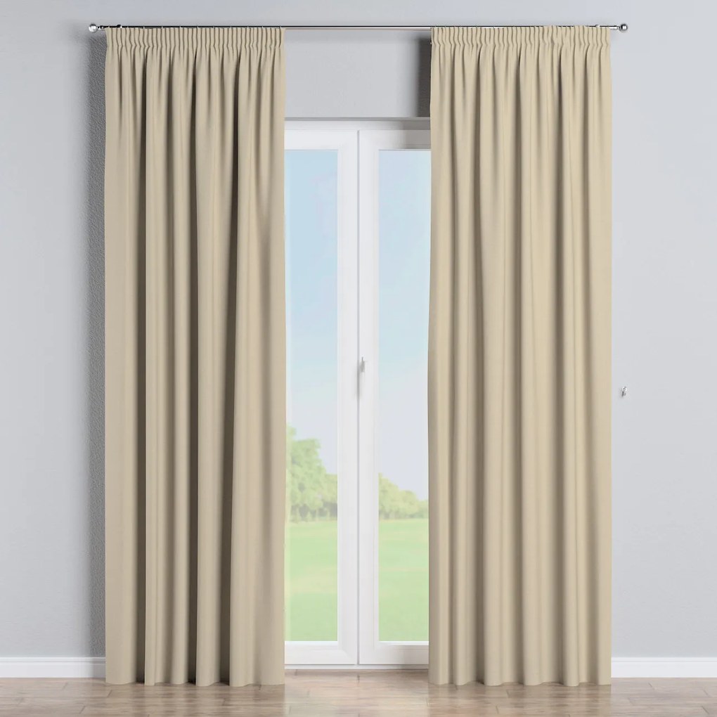 Perdea cu bandă de pliuri