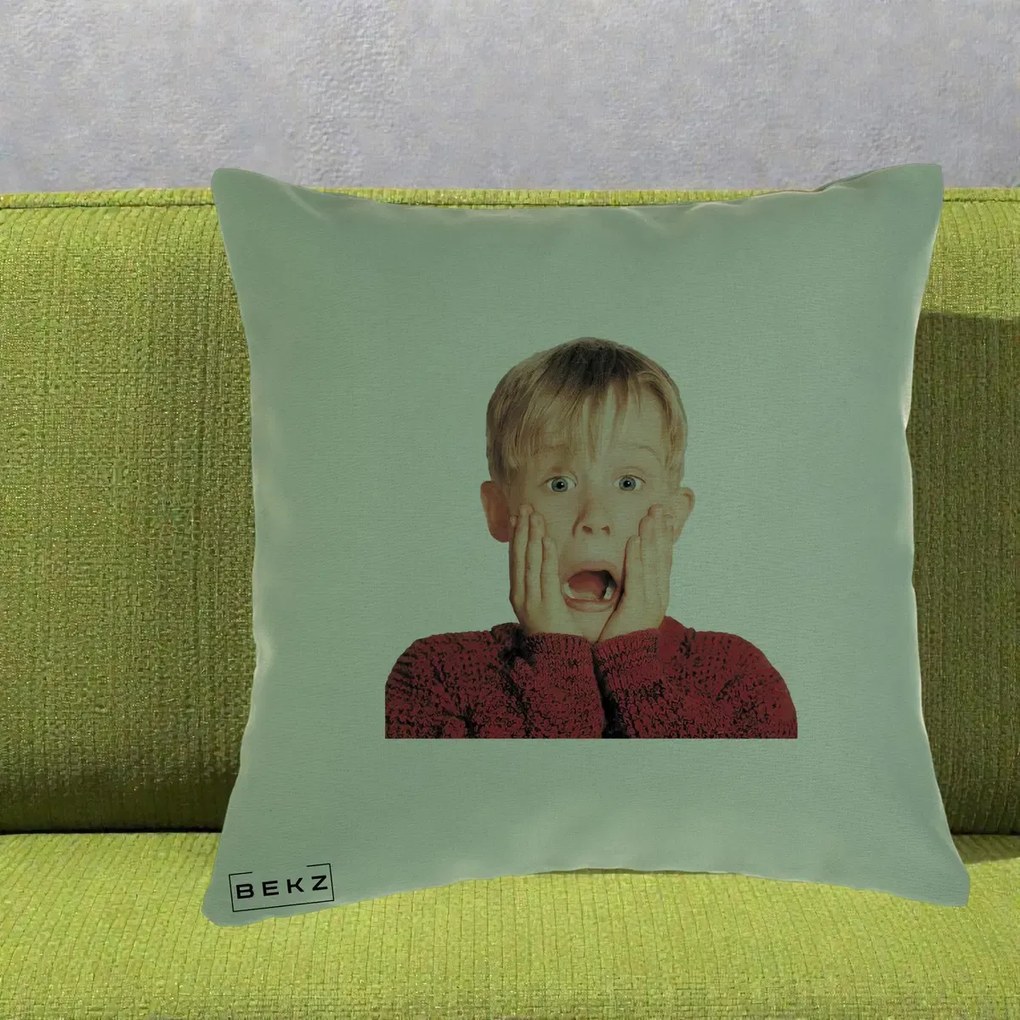 Perna Decorativa Kevin Singur Acasa, 40x40 cm, Verde, Husa Detasabila, Perna Inclusa, BEKZ®