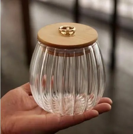 Recipienta din sticla RIBBE cu capac din bambus 700 ml