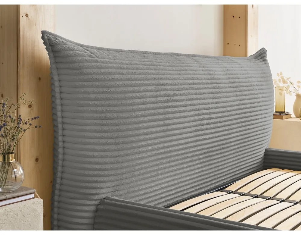 Pat matrimonial gri tapițat cu spațiu de depozitare cu somieră 160x200 cm Jade – Bobochic Paris