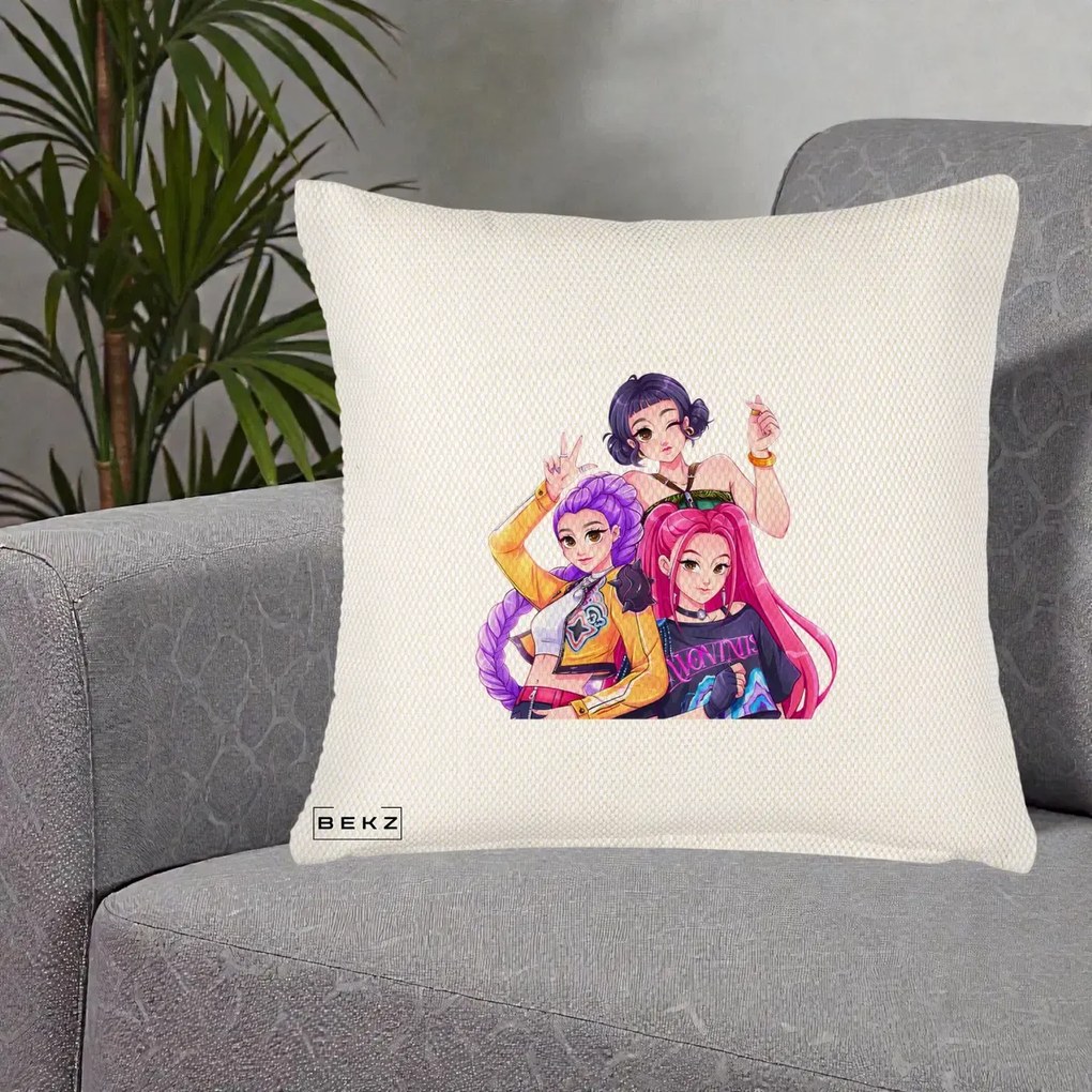 Perna Personalizata K-pop HUNTRX Trio Animat Fete Foto, 40x40 cm, Crem Reliefat, Husa Detasabila, Perna Inclusa, BEKZ®