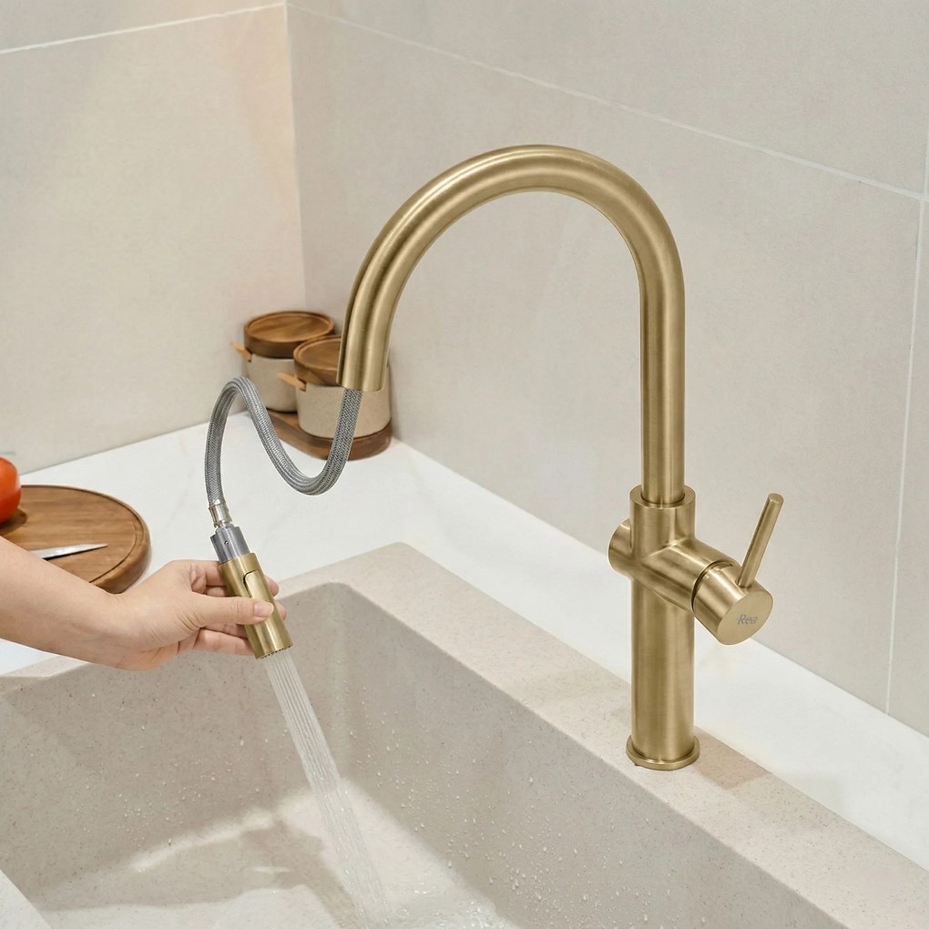 Baterie de bucătărie Rea Fresh High Gold Brush