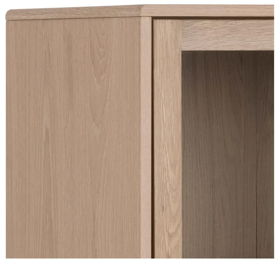 Vitrină în decor de stejar Actona Aston