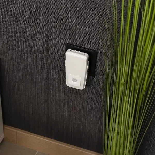 Osram LUNETTA LED/2W/230V - lampă de veghe LED pentru priză, cu senzor