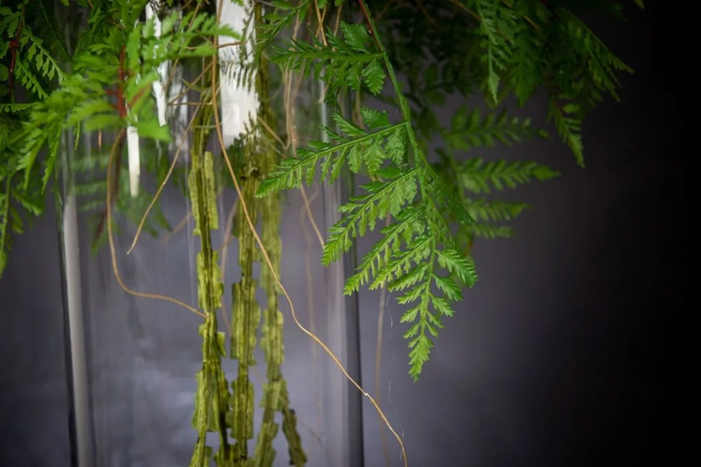 Aranjament floral mediu design LUX GREEN BALL TILL