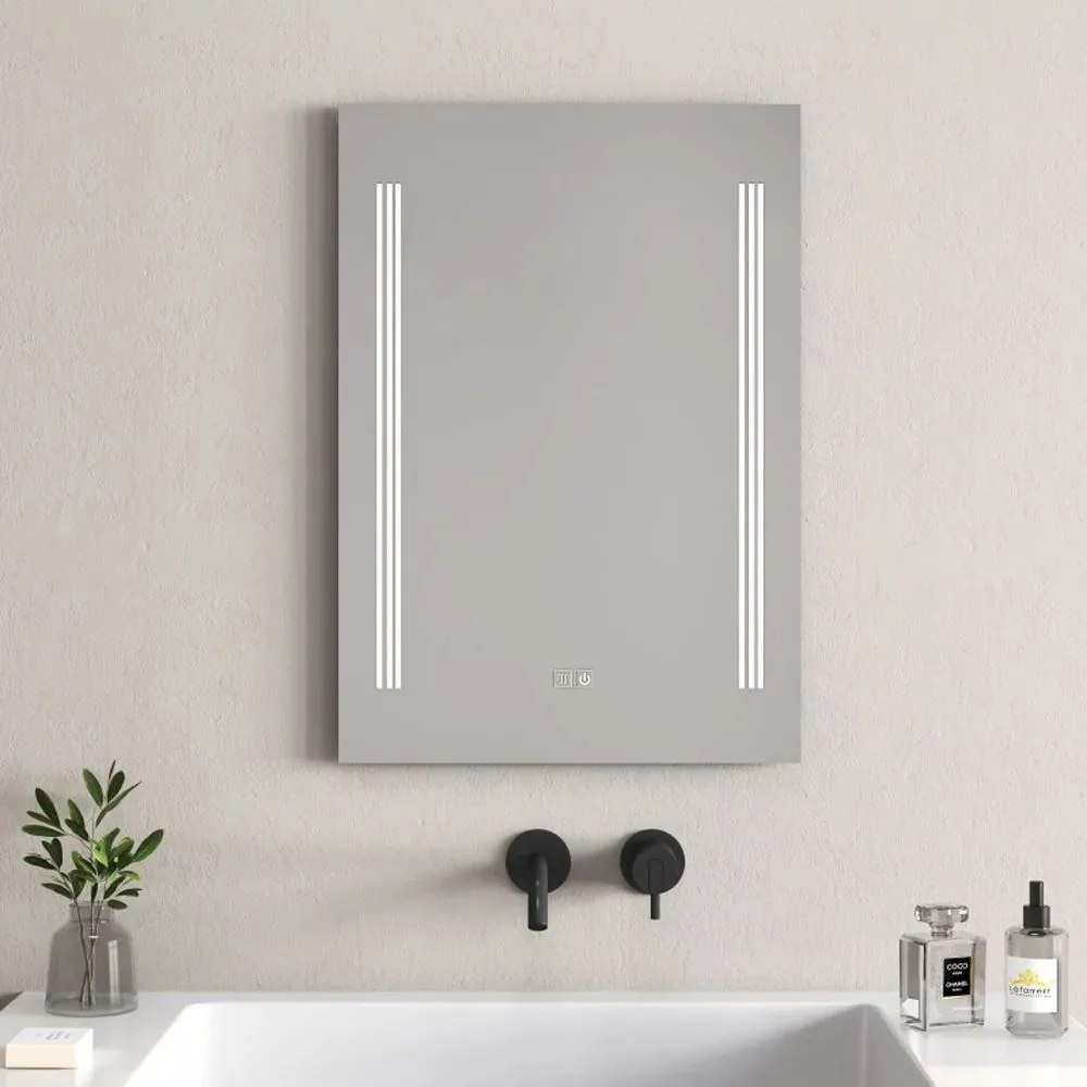 Oglinda cu iluminare LED si dezaburire Inter Ceramic 50x70 cm crom lucios forma dreptunghiulara
