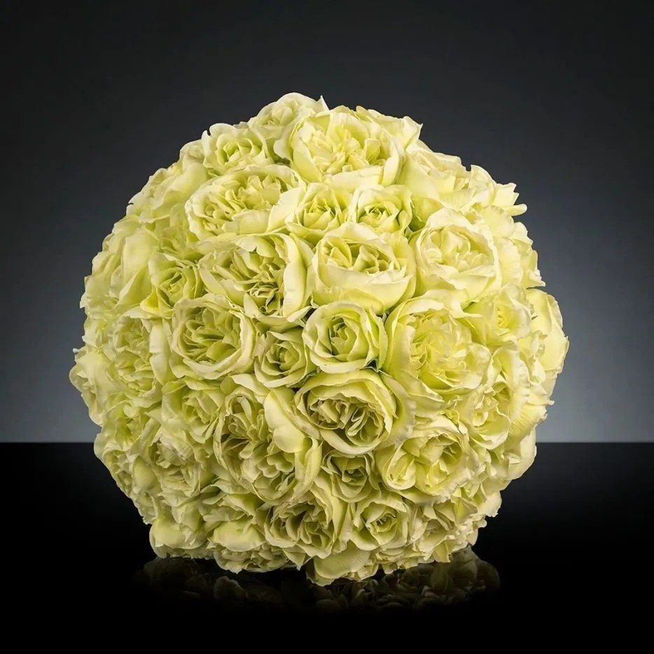 Aranjament floral elegant in forma de sfera, MIXROSE FORTUNE 55cm
