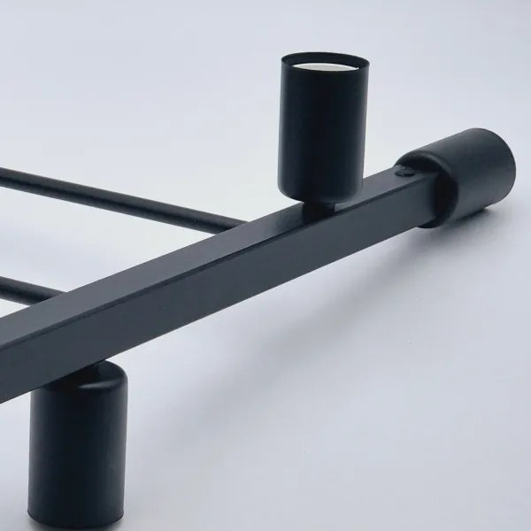 Lustră pe tijă ASTRID 4xE27/60W/230V negru