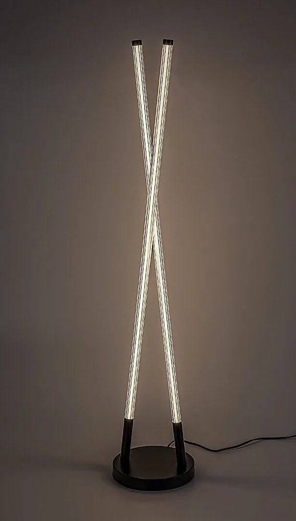 Lampadar LED stil minimalist Nivaro